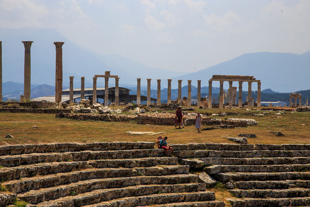 Laodikeia (Laodicea on the Lycus, Laodicea ad Lycum)